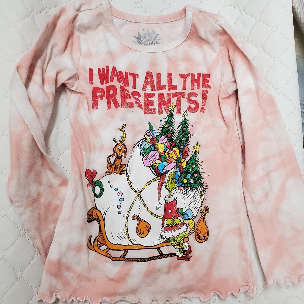 4/5 Grinch Top